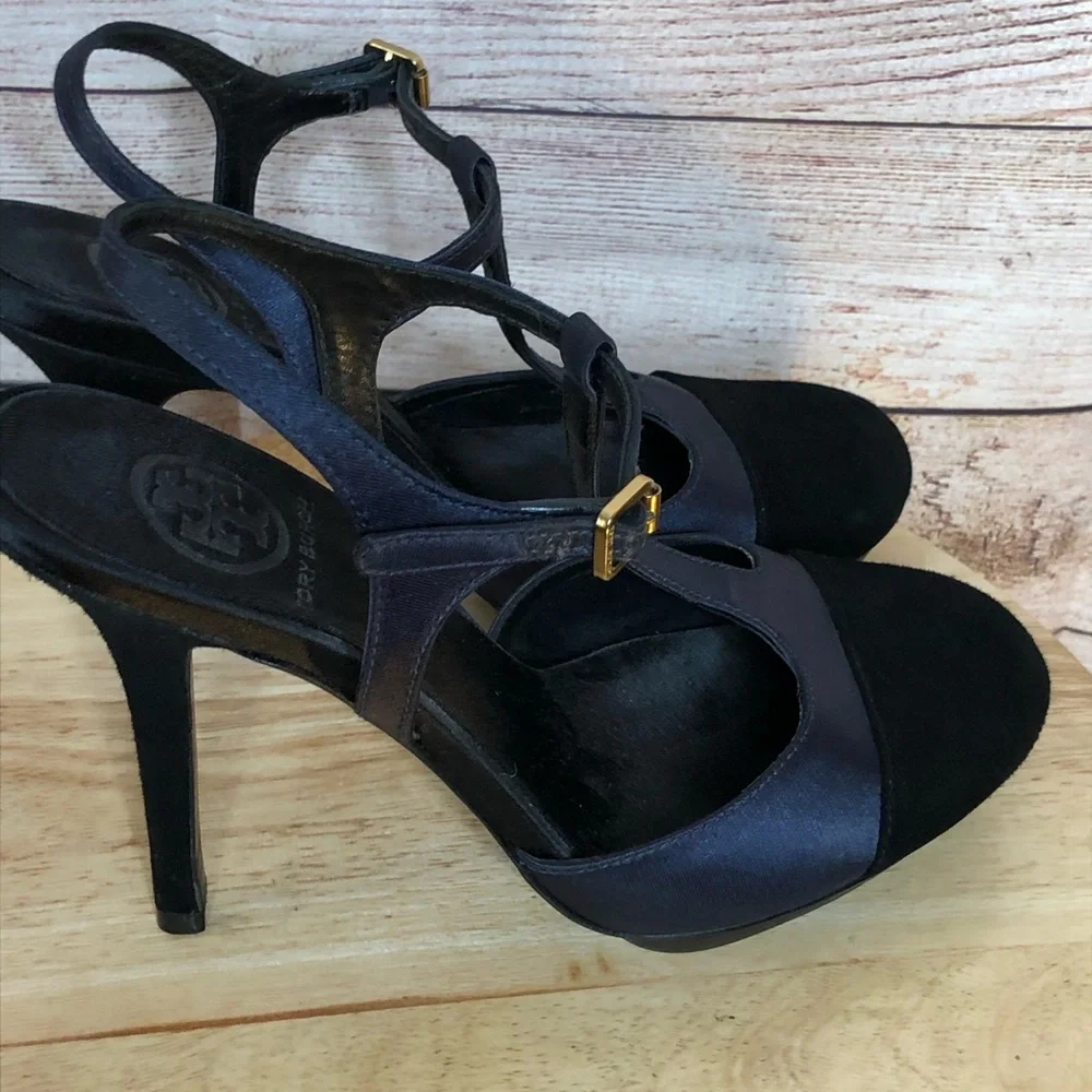Tory Burch Beautiful Mandy Round Tip T-Strap‎ Heel